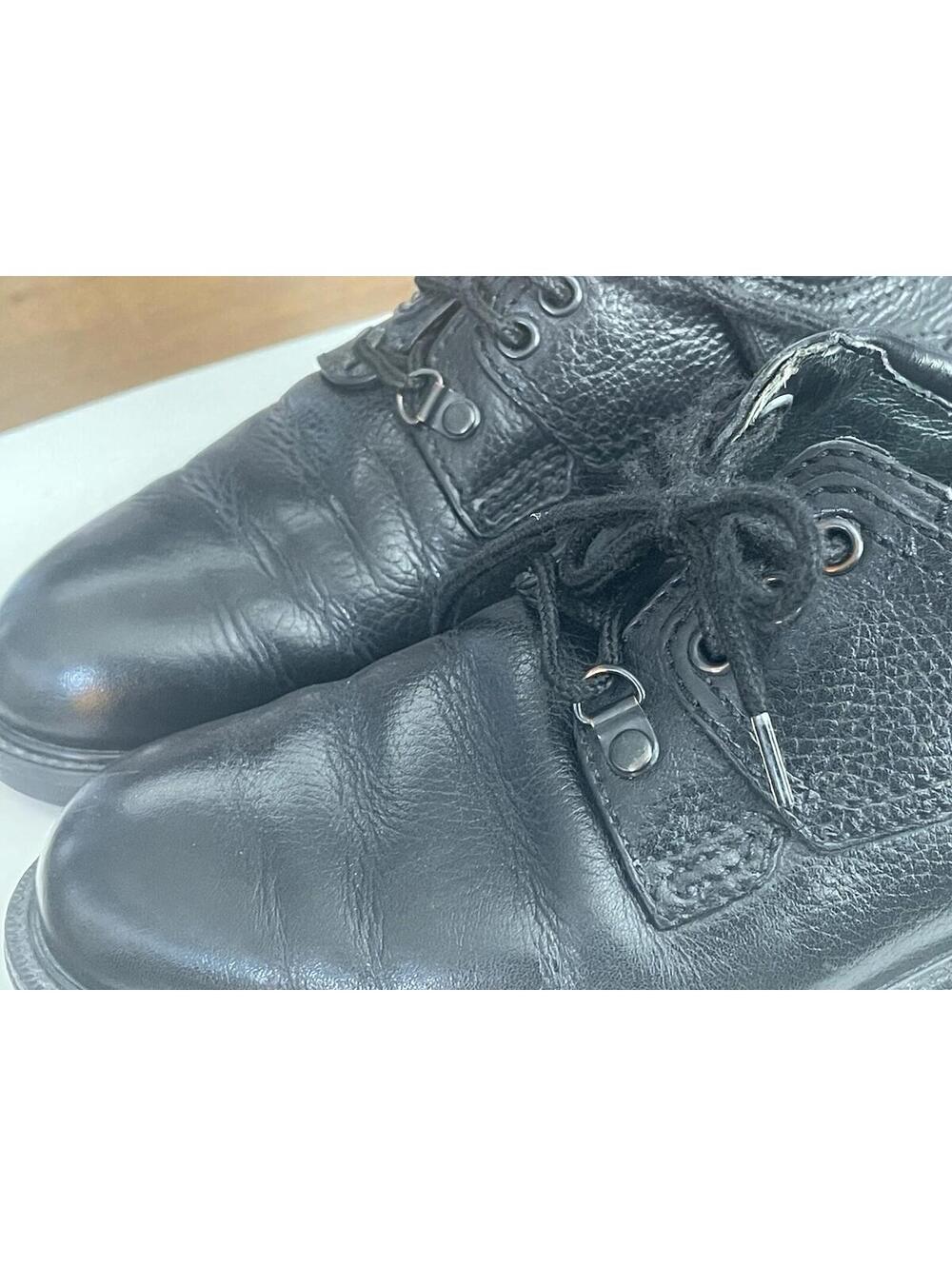 H.S. Trask Vibram GumLite Leather Black Men's Shoes Size 8 1/2 N